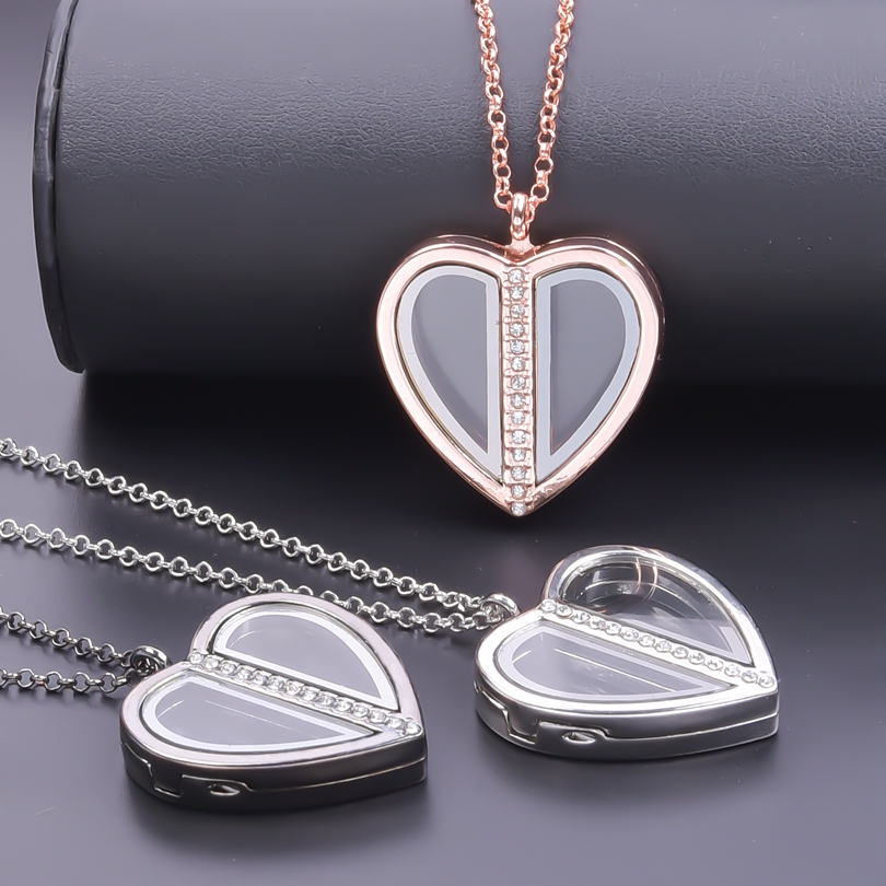 Heart Locket Necklace Photo - Kalung Liontin Hati Magnet untuk Wanita