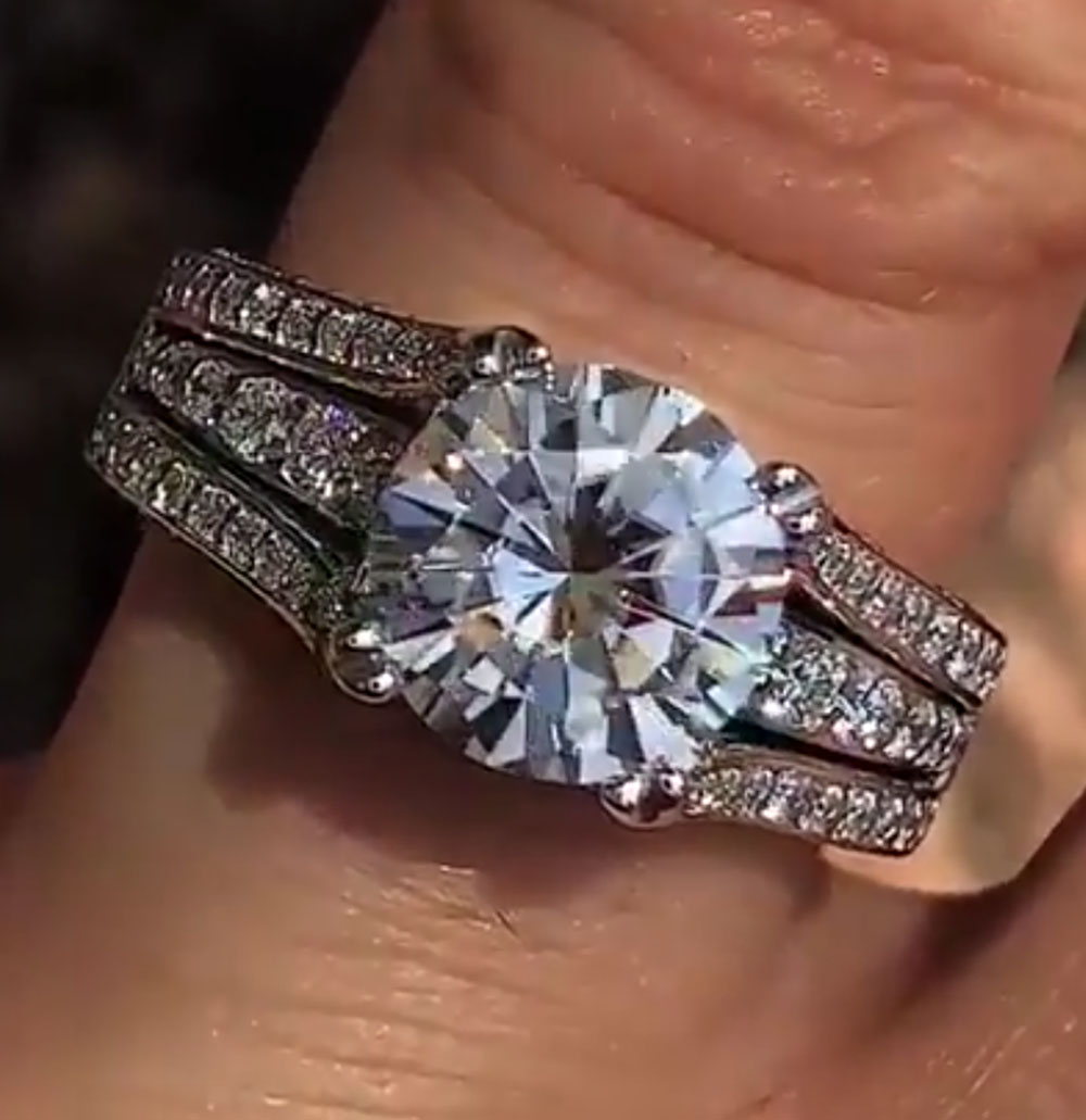 Cincin Pernikahan/Ulang Tahun/ - Moissanite Engagement Ring 1 Carat ulasan dan harga