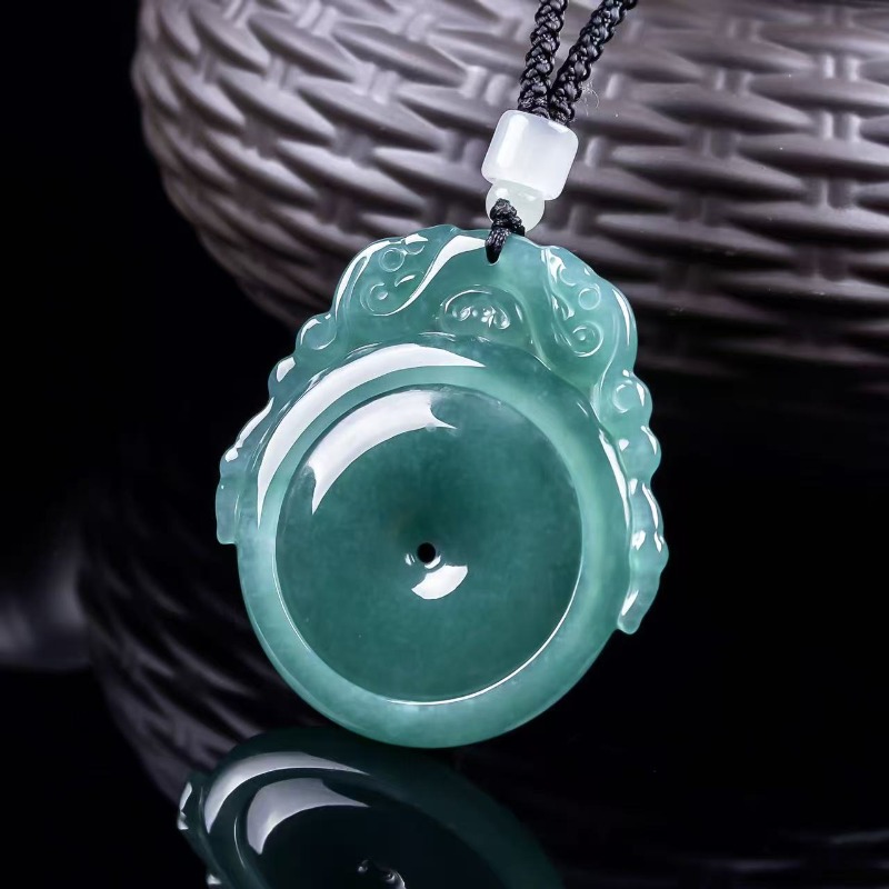 Liontin Naga Gesper Perdamaian - Necklaces ulasan dan harga