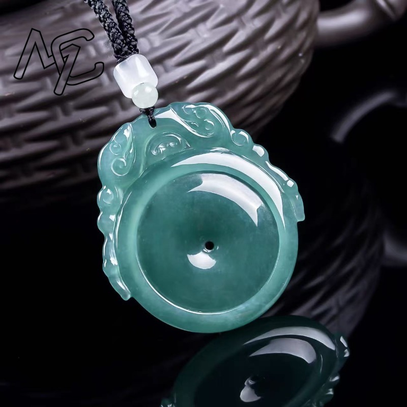Liontin Naga Gesper Perdamaian - Necklaces ulasan dan harga