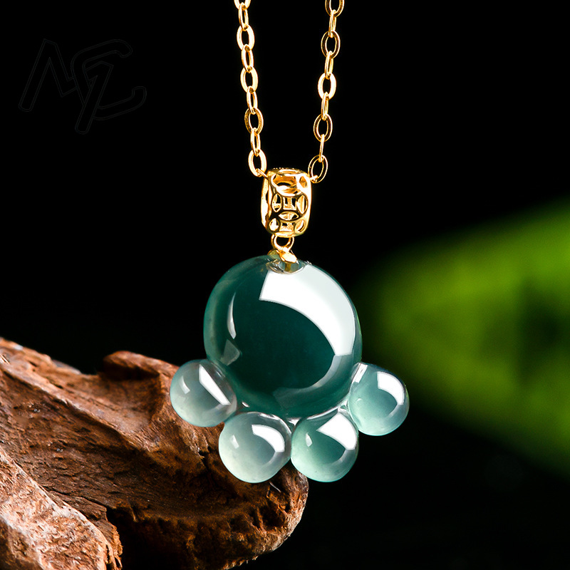 Kalung Liontin Cakar Kucing Gi - Necklaces ulasan dan harga